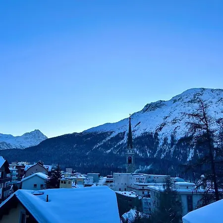 Tinus - 3 Min Walk To Lift Appartement