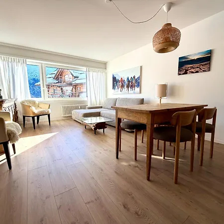 Tinus - 3 Min Walk To Lift 公寓 圣莫里茨