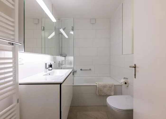 Tinus - 3 Min Walk To Lift 圣莫里茨