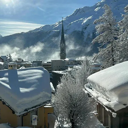 Tinus - 3 Min Walk To Lift Apartment St. Moritz